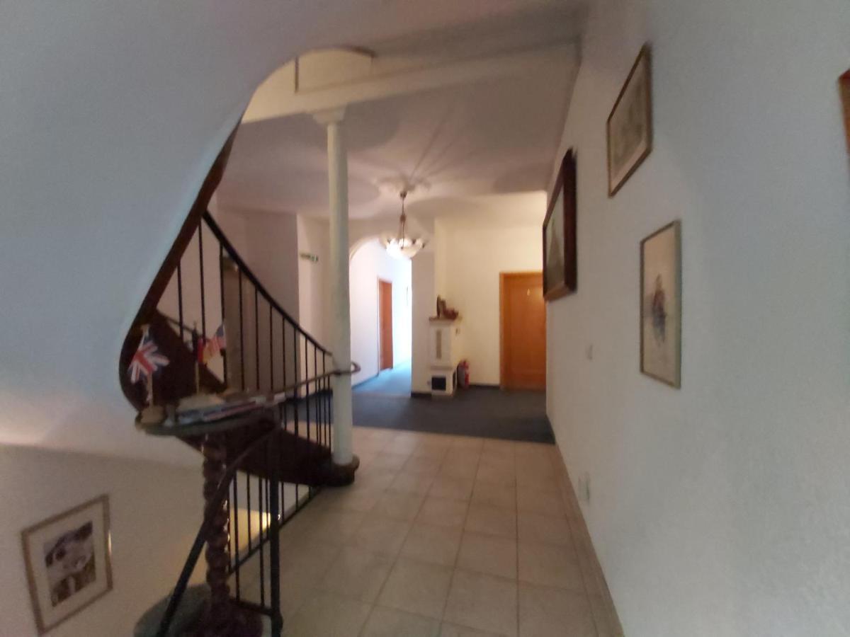 Schwarze Adler Hotel Streitberg Exterior foto